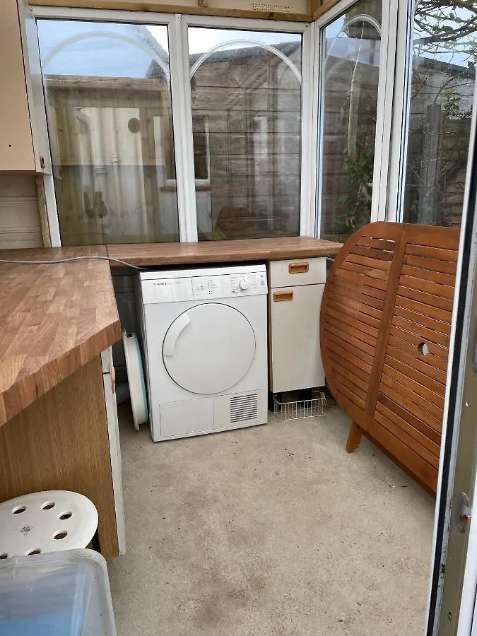 Holiday home Lovely Bournemouth Cottage With Beautiful Large Garden, 5 Min To The Beach By Car United Kingdom