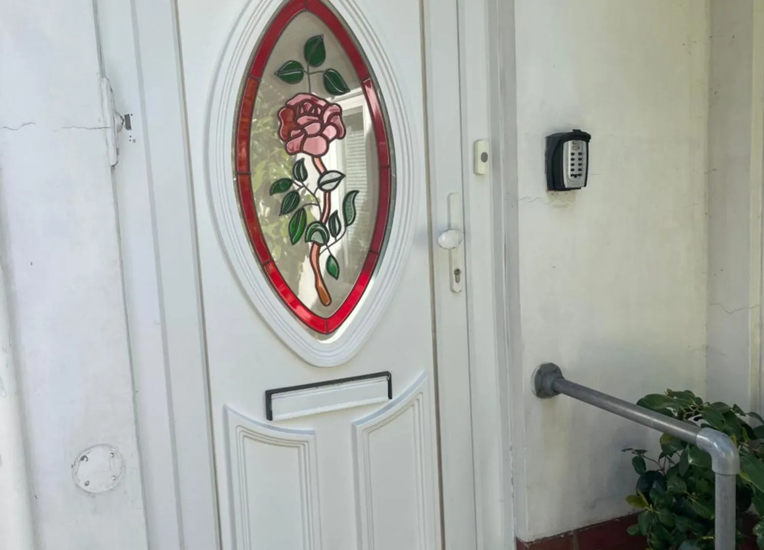 Lovely Bournemouth Cottage With Beautiful Large Garden, 5 Min To The Beach By Car Holiday home